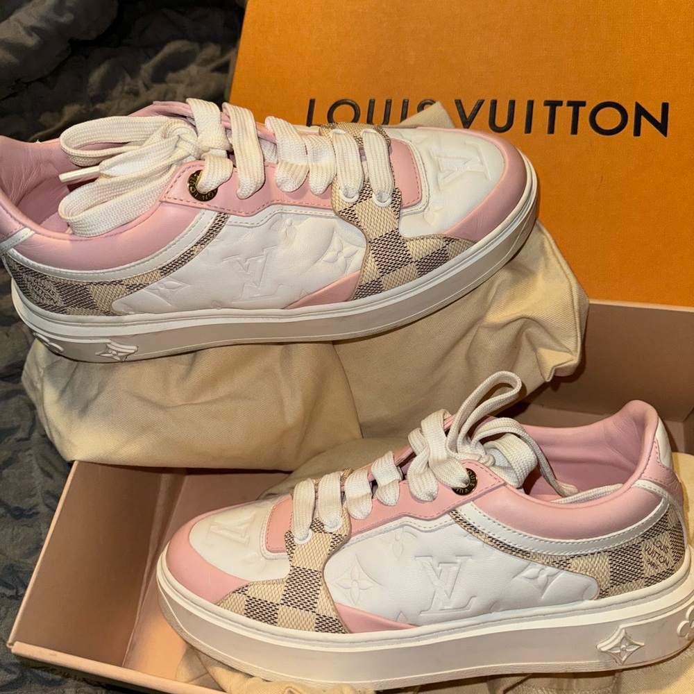 Louis Vuitton sneakers - Picture 5 of 16